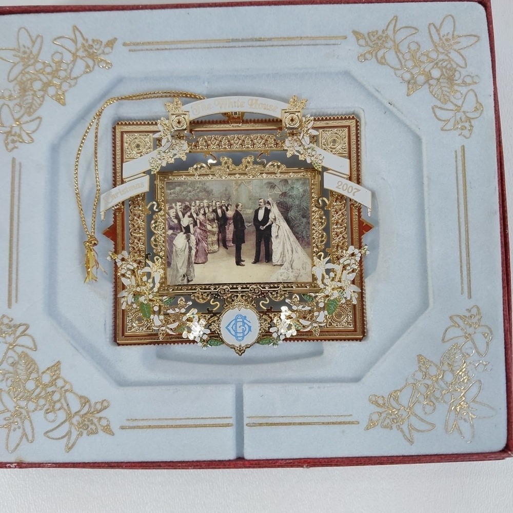 The White House Christmas Ornament 2007 Historical Association with‎ Box